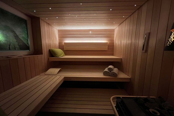 Indirect linear sauna lighting TERRA monochrome warm white